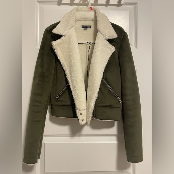 Cropped fall/winter jacket - Picture 1 of 5